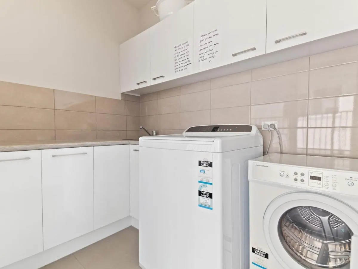 Holiday home Bella On Boreen By Discover Stradbroke Point Lookout