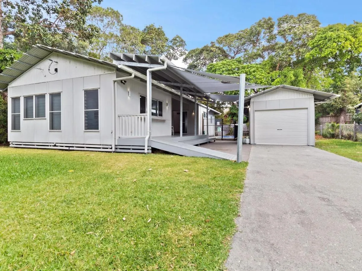 Holiday home Bella On Boreen By Discover Stradbroke Point Lookout Australia